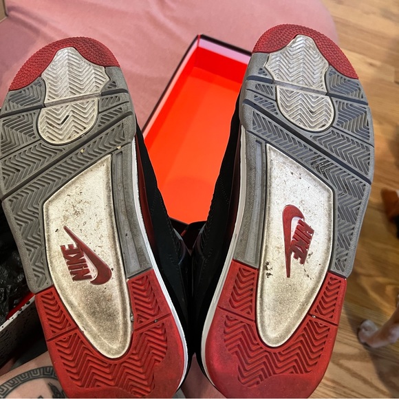 Jordan Retro 4 - Picture 5 of 7